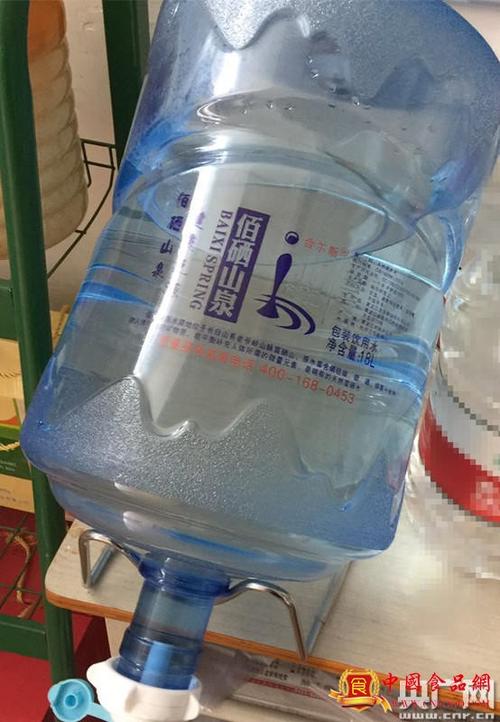 这个名为佰硒山泉水的包装饮用水,却依旧在市场大肆销售